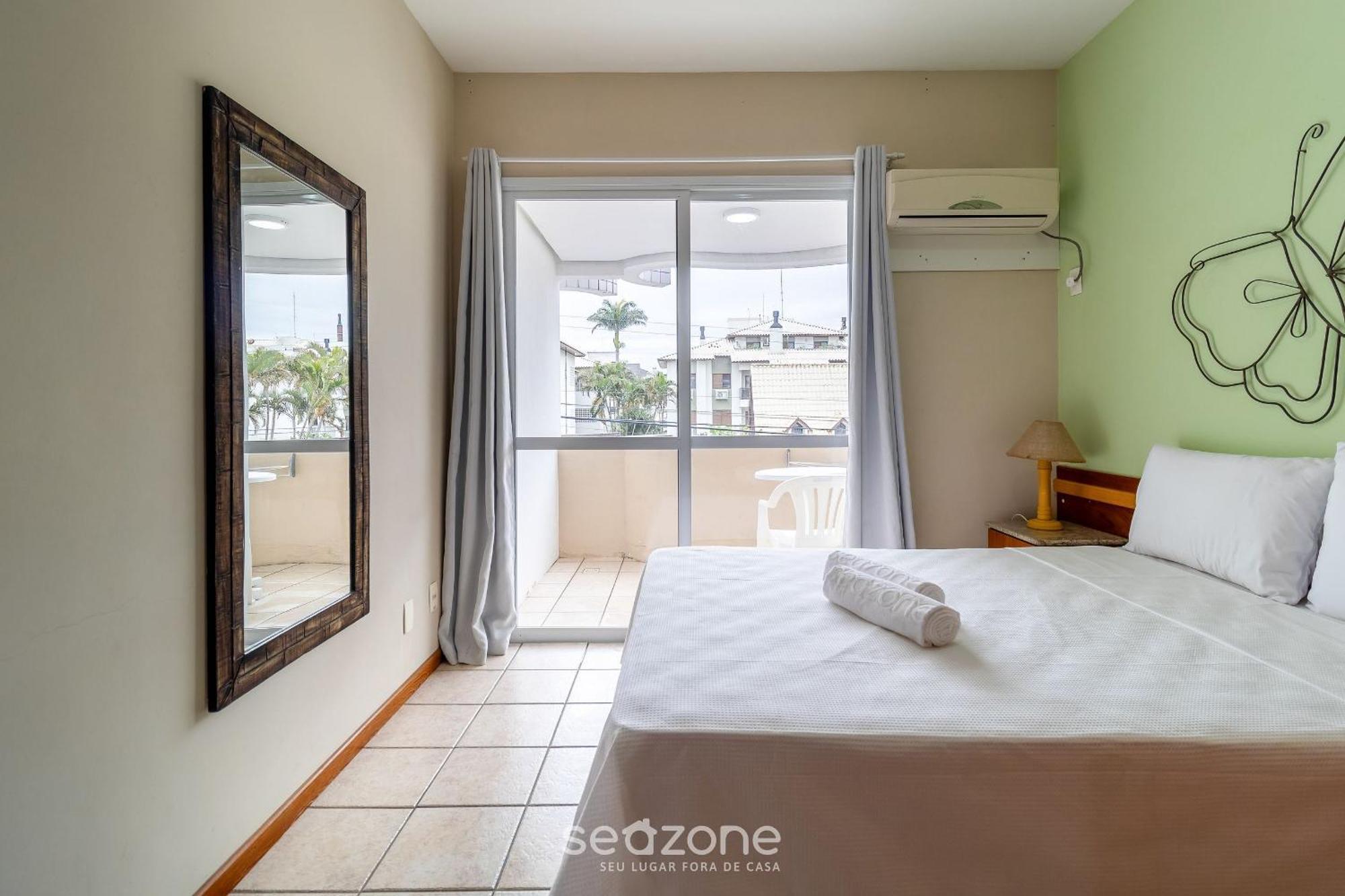 Apto C/ Varanda Em Condominio Pe Na Areia Iho127 ฟลอเรียนอโปลิส ภายนอก รูปภาพ